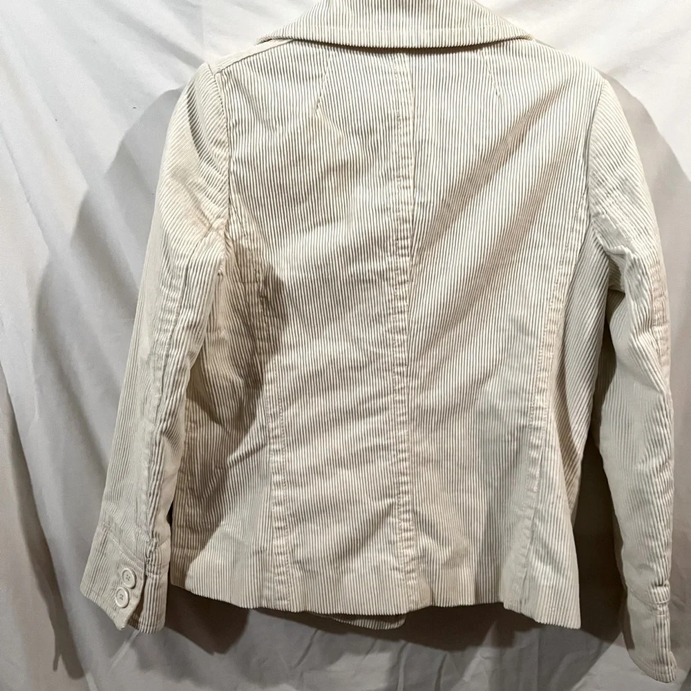 Gap Women’s Fall Jacket.  Size M - Picture 3 of 8